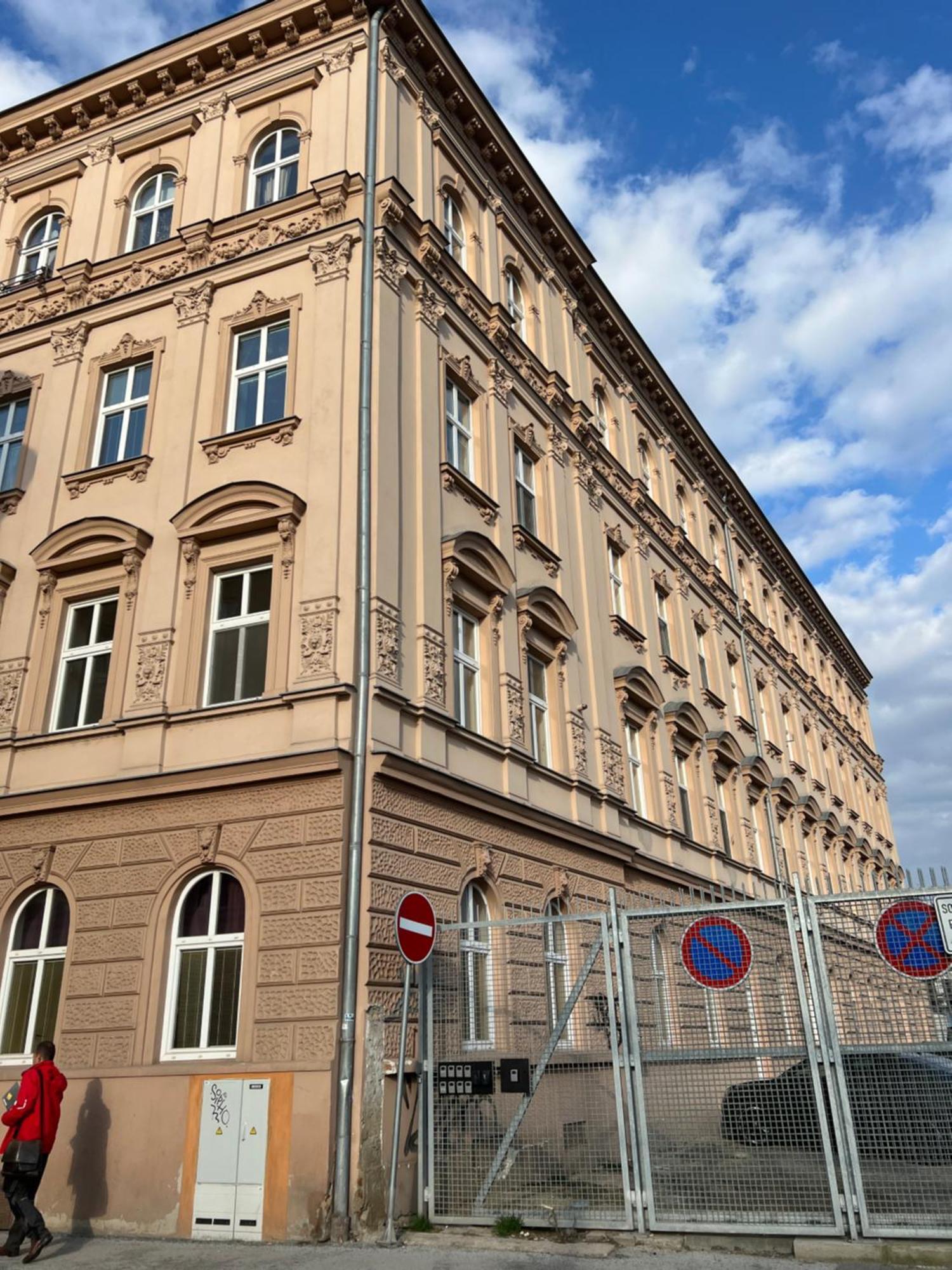 Apartment Plus Parking Brno Esterno foto